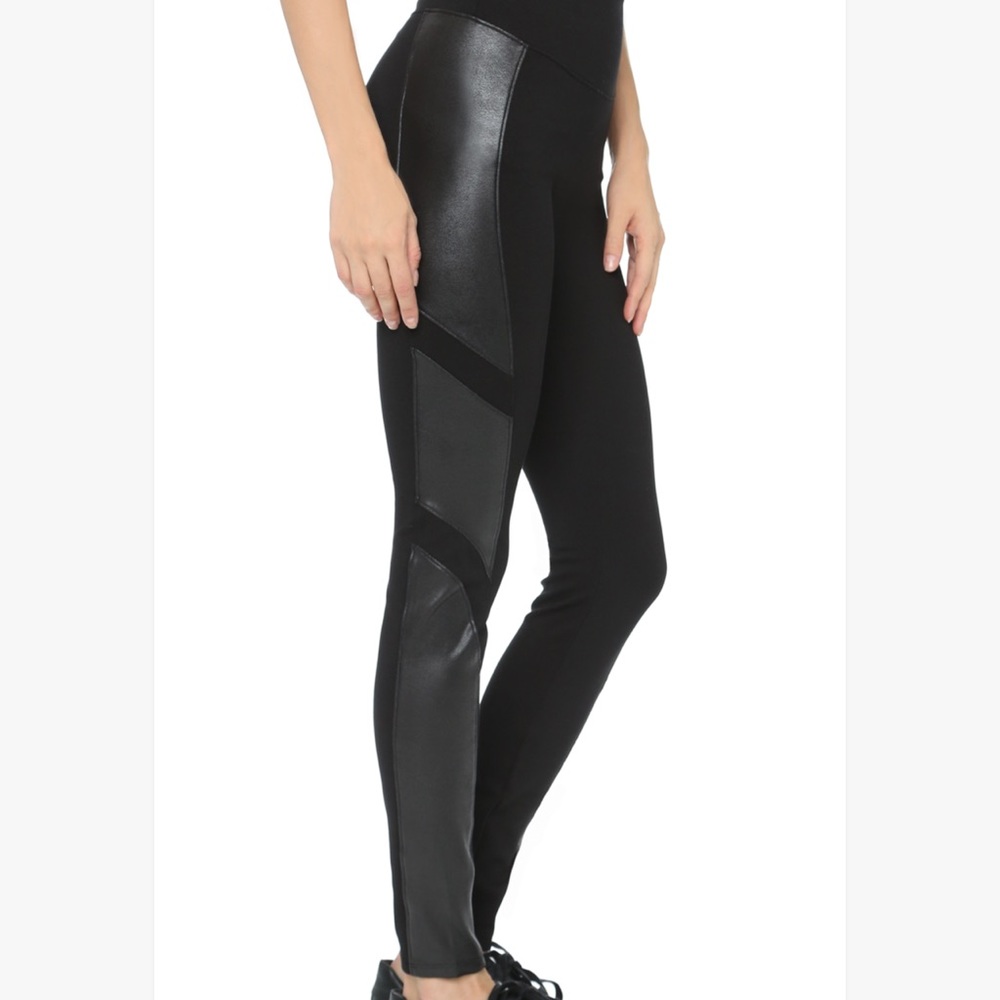 SPANX Faux Leather Moto Shaping Leggings Size Small LIKE NEW